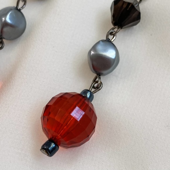 VTG Black Grey Red Facet Dangle Earrings - Picture 3 of 8